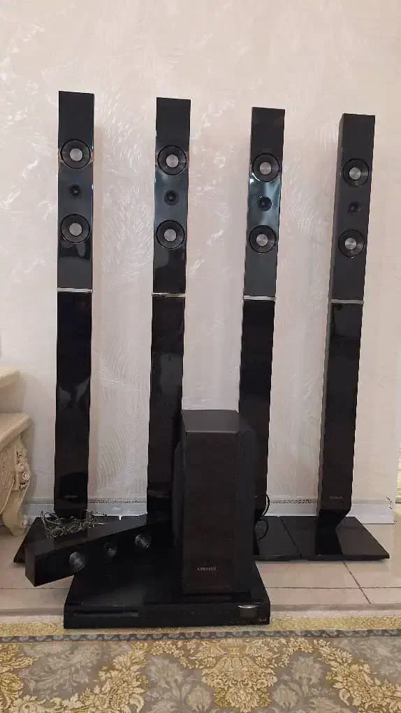 باند|سیستم صوتی خانگی|ری, شهادت|دیوار