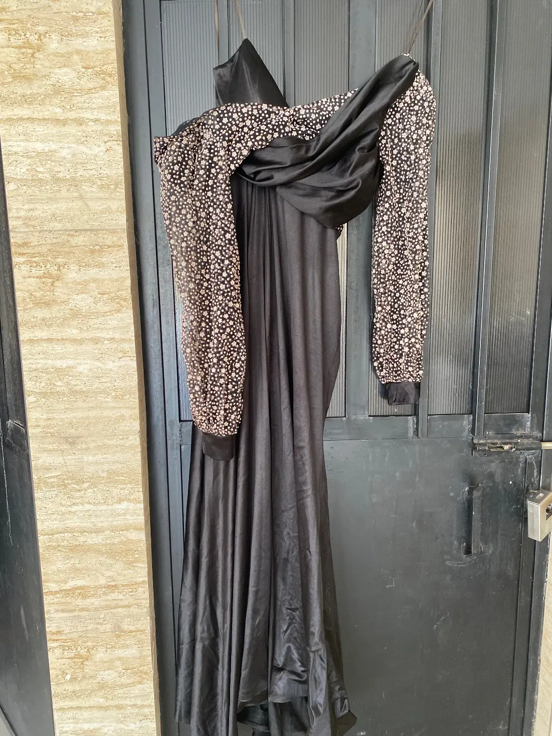 لباس|لباس|سمنان, |دیوار