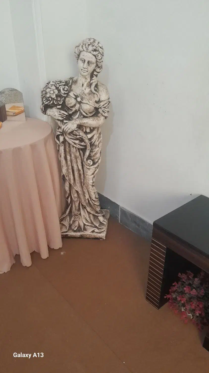 میز وسط وچهار عسلی|میز و صندلی غذاخوری|بهشهر, |دیوار