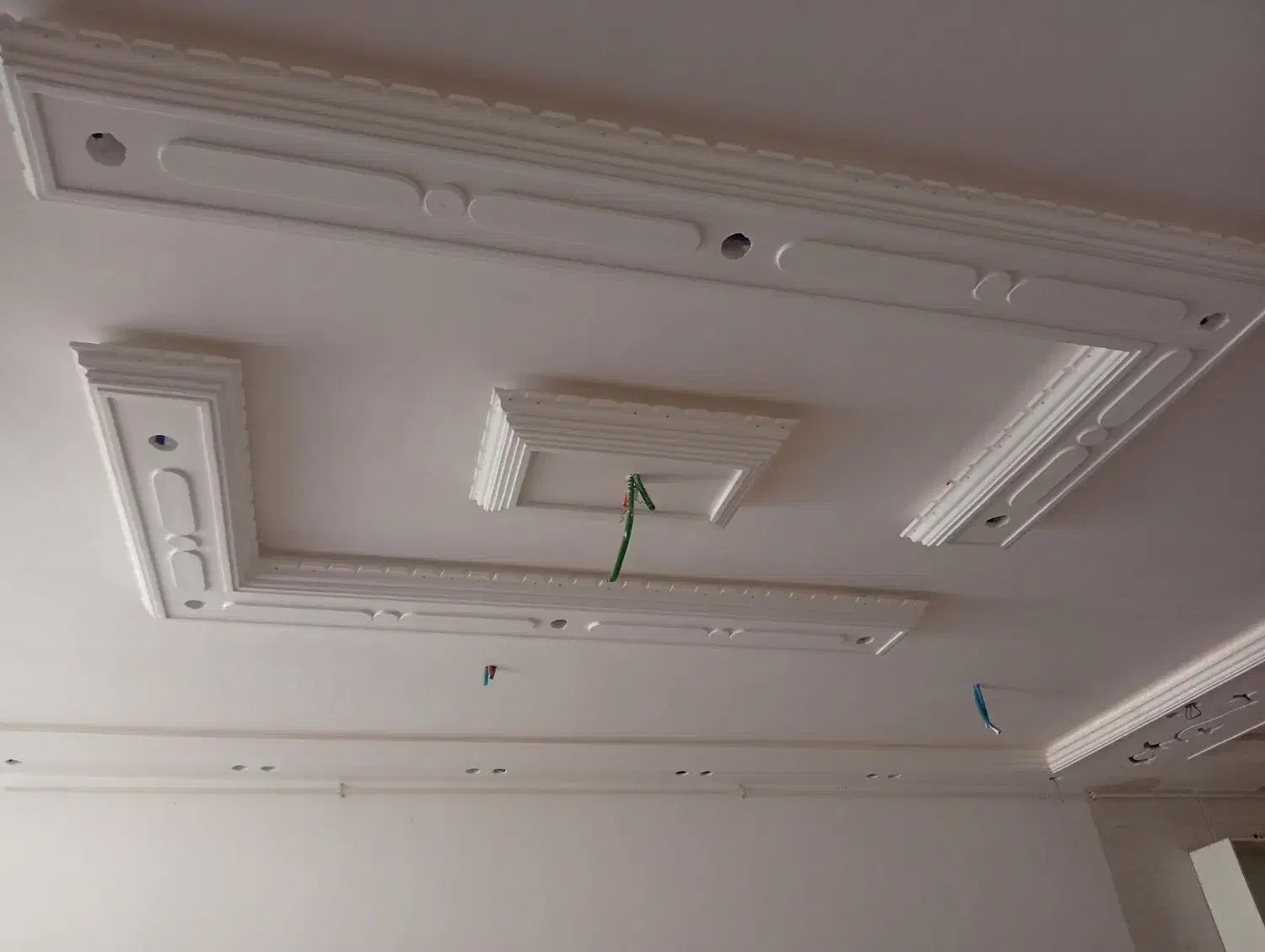 از صفر تا صد سفید کاری ساختمان رو به به ما بسپارید|خدمات پیشه و مهارت|دزفول, |دیوار