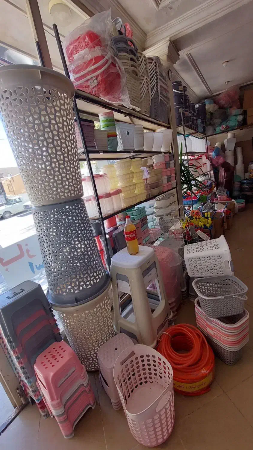 پلاسکو حاجی ارزانی شهر|ظروف نگهدارنده، پلاستیکی، یکبارمصرف|قروه, |دیوار