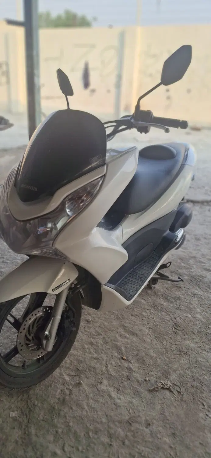 pcx2013 125cc|موتورسیکلت|بندر کنگان, |دیوار