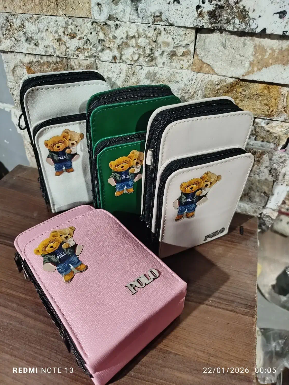 کیف|کیف، کفش، کمربند|بندر انزلی, سامانسر|دیوار