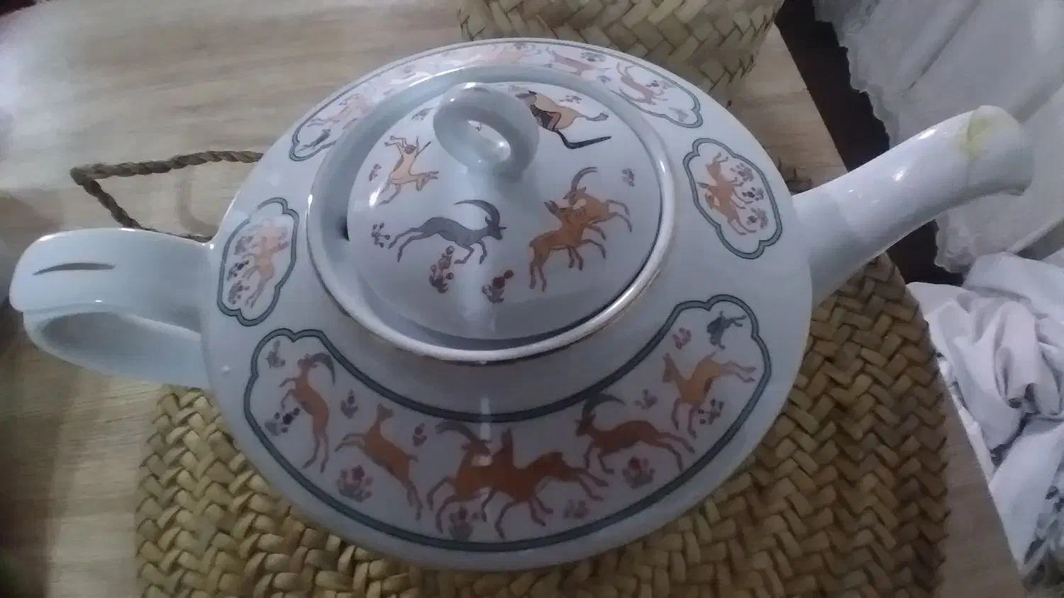 قوری چینی بزرگ|قوری، کتری، قهوهساز دستی|مشهد, رضاییه|دیوار