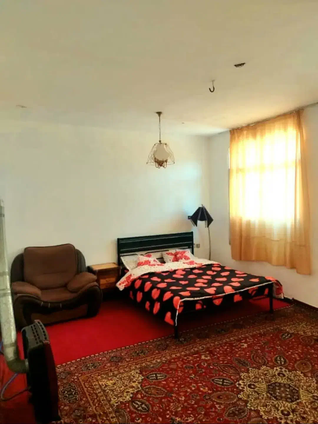 اجاره سوئیت در باغبهادران باغبادران باغ بهادران|اجارهٔ کوتاه‌مدت ویلا و باغ|اصفهان, باغ دریاچه|دیوار