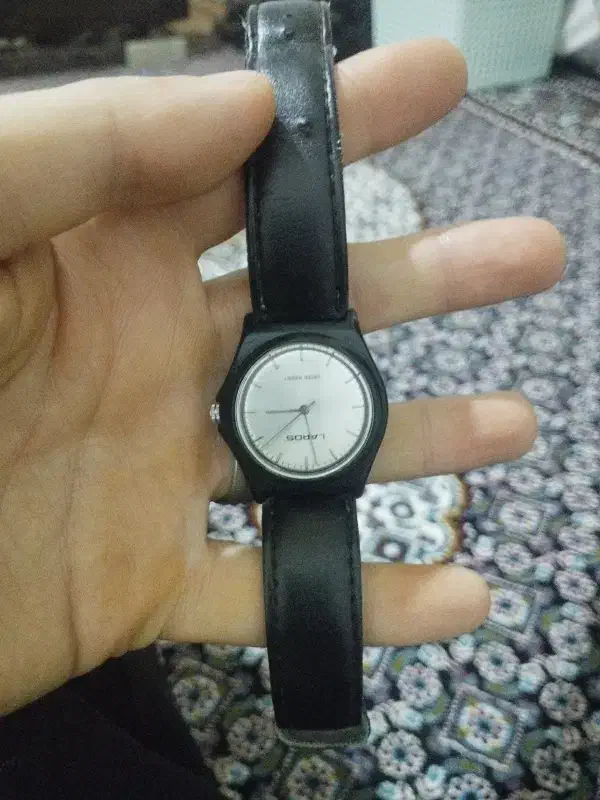 ساعت لاروس|ساعت|ارومیه, |دیوار