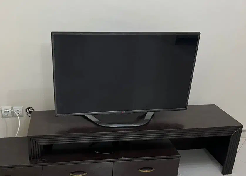 تلوزیون ۴۲ ال جی|تلویزیون و پروژکتور|بندرعباس, |دیوار