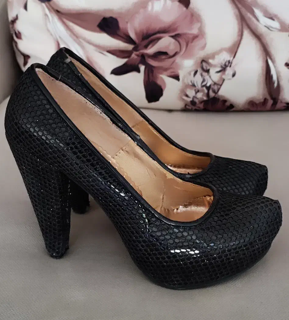 کفش مجلسی مشکی زیبا وشیک|کیف، کفش، کمربند|مراغه, |دیوار