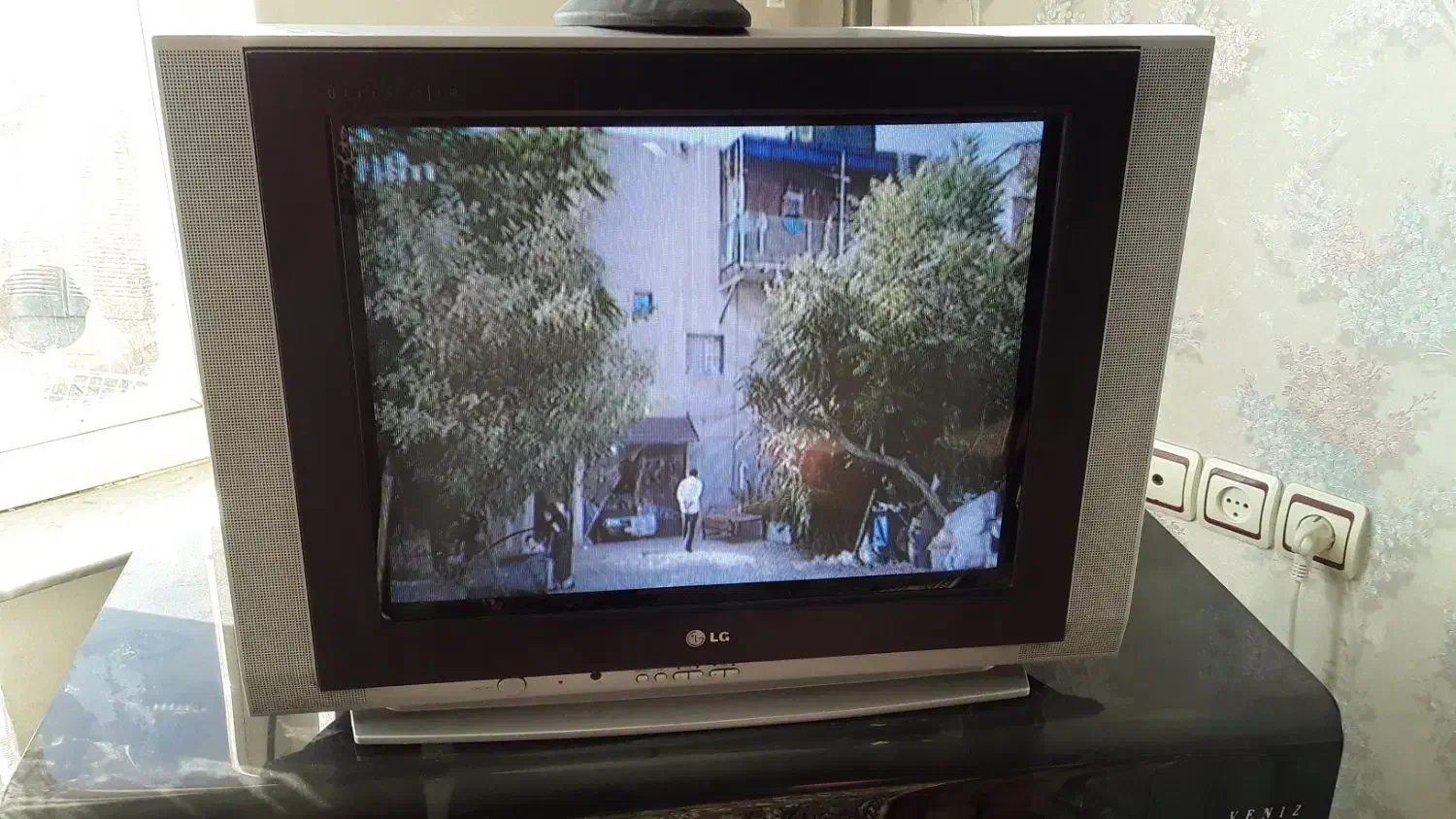 تلویزیون LG|تلویزیون و پروژکتور|تبریز, |دیوار