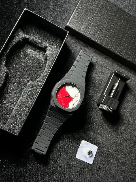 پرشین بلک|ساعت|شاهین دژ, |دیوار