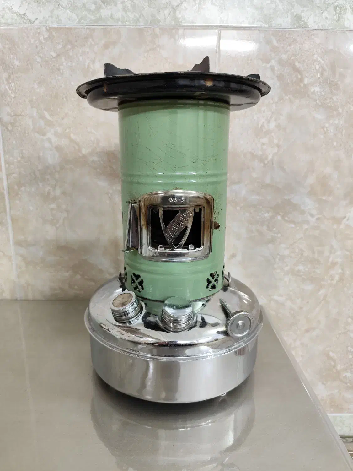 چراغ والور انگلیسی برنجی|بخاری، هیتر، شومینه|قم, تولید دارو و یخچال|دیوار