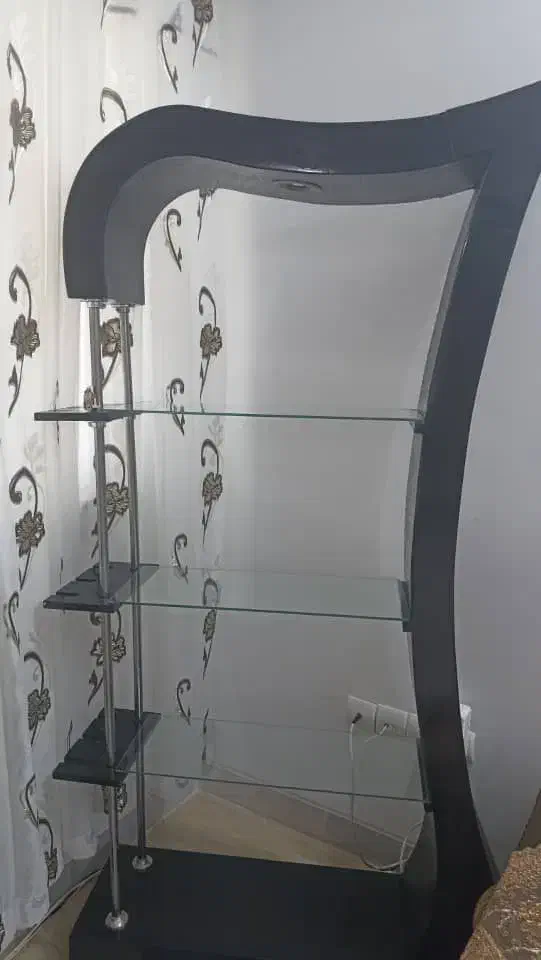 بوفه تمیز و مرتب بدون ایراد|بوفه، ویترین، کنسول|کنارک, |دیوار