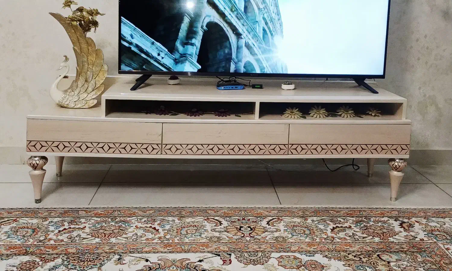 میز تلویزیون|میز تلویزیون|رشت, جهاد|دیوار