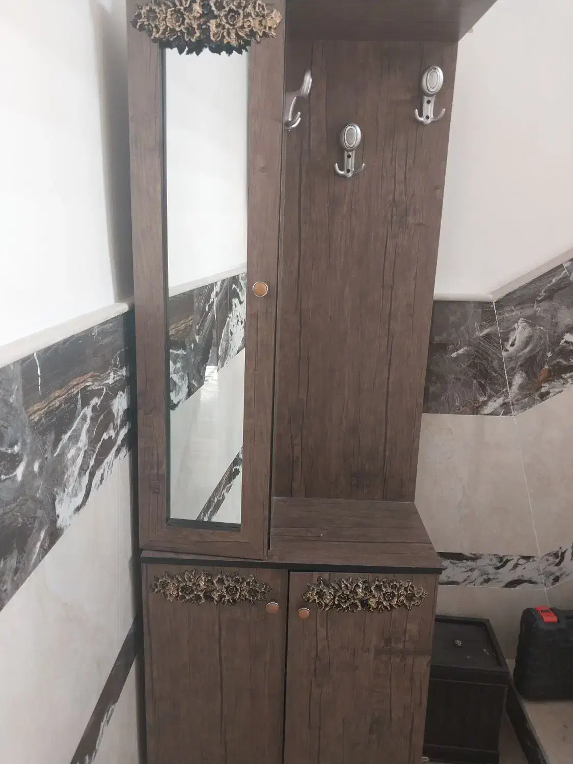 جا کفشی در حد نو|جاکفشی، کمد، دراور|درگزین, |دیوار