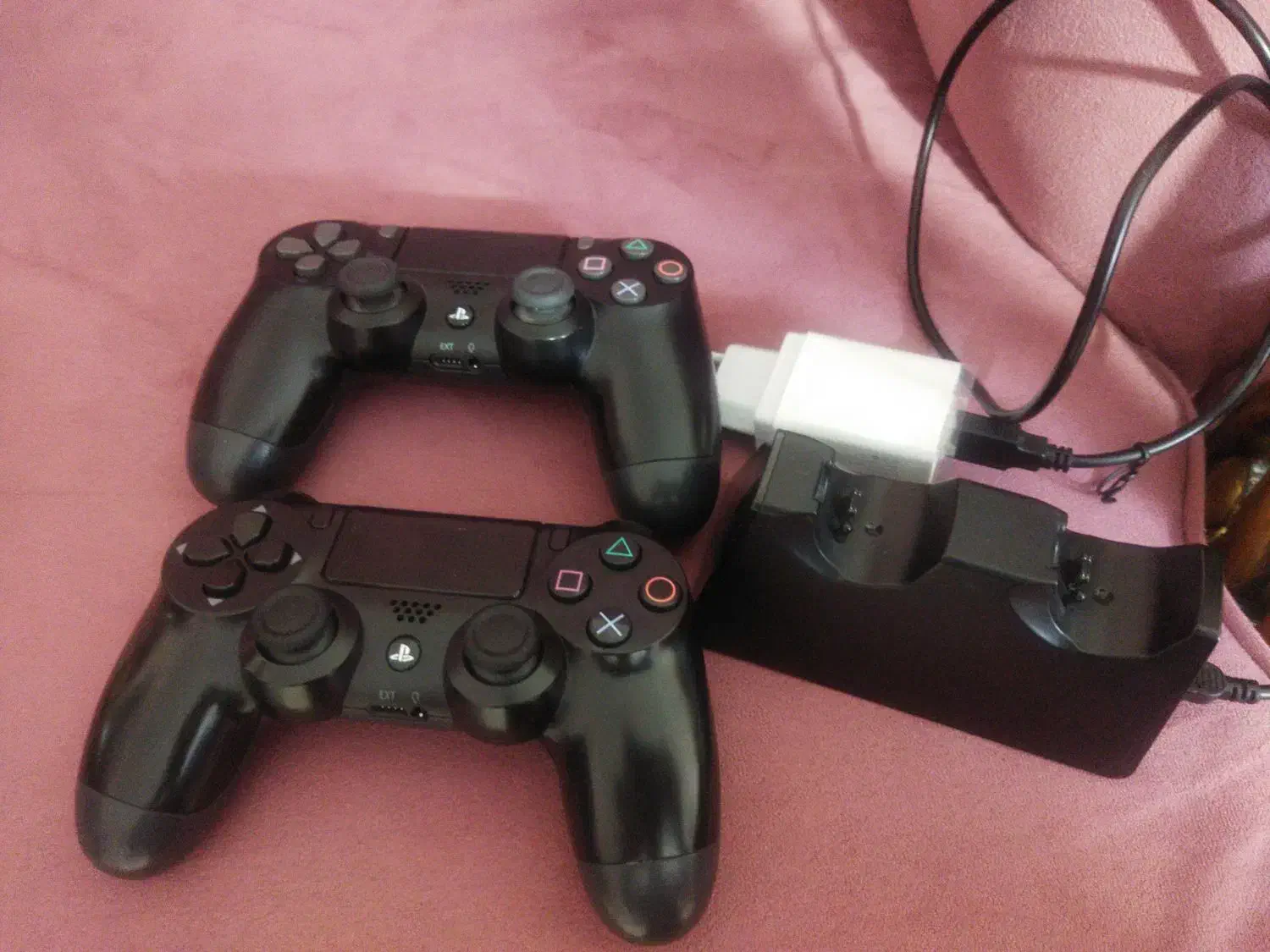 پی اس فور  یک ترا slim اکانتی|کنسول، بازی ویدئویی و آنلاین|گلبهار, شهر جدید گلبهار|دیوار