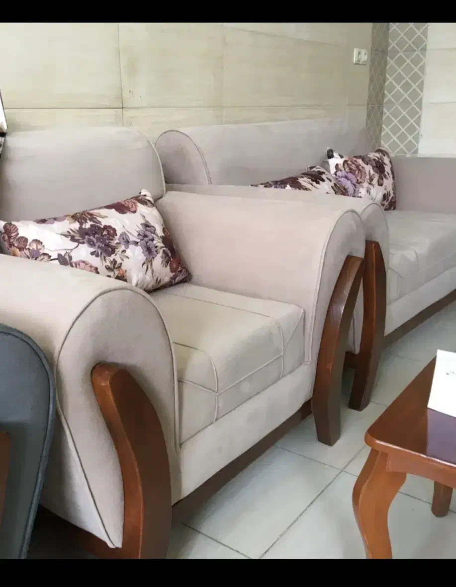 روکش مبل|مبلمان خانگی و میز عسلی|بروجرد, |دیوار