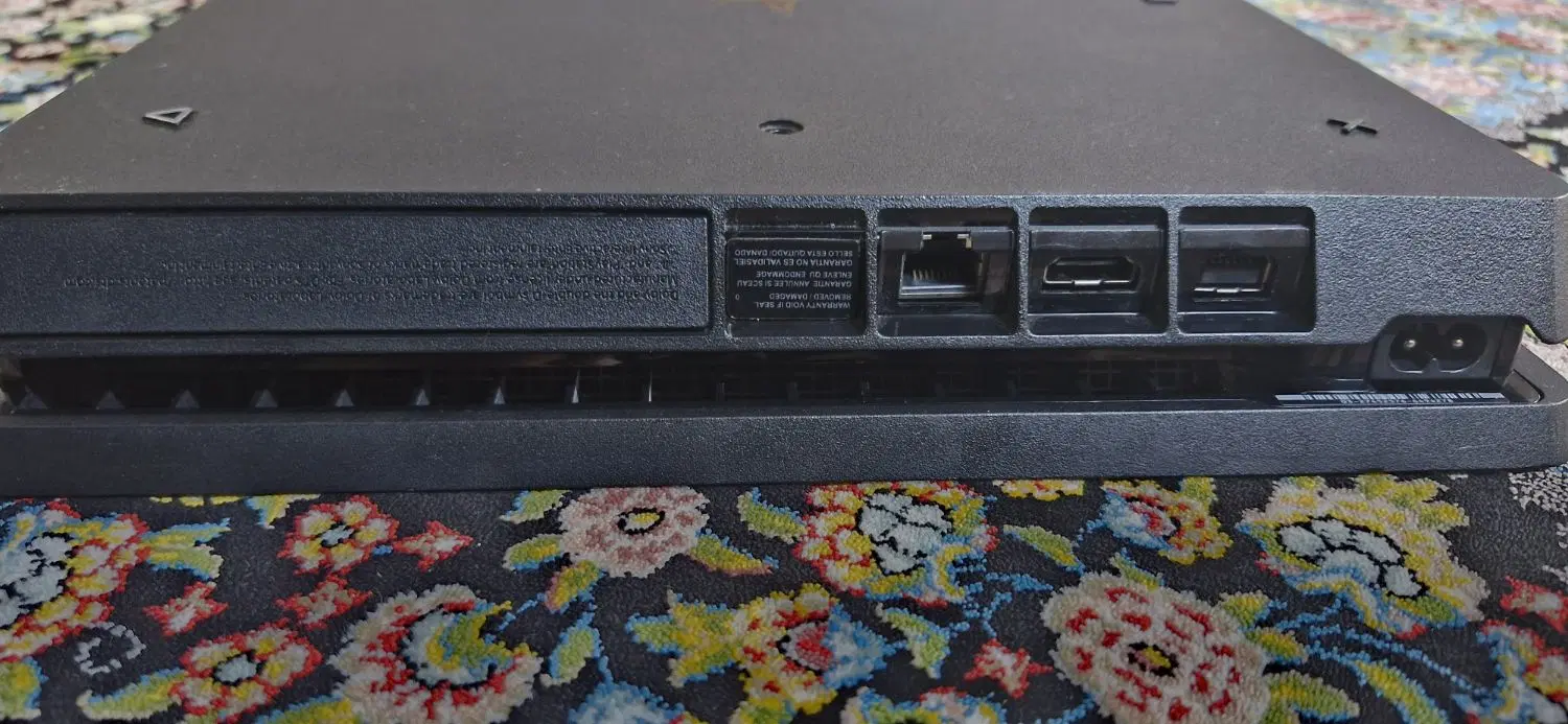 ps4-eslim-1t|کنسول، بازی ویدئویی و آنلاین|زاهدان, |دیوار