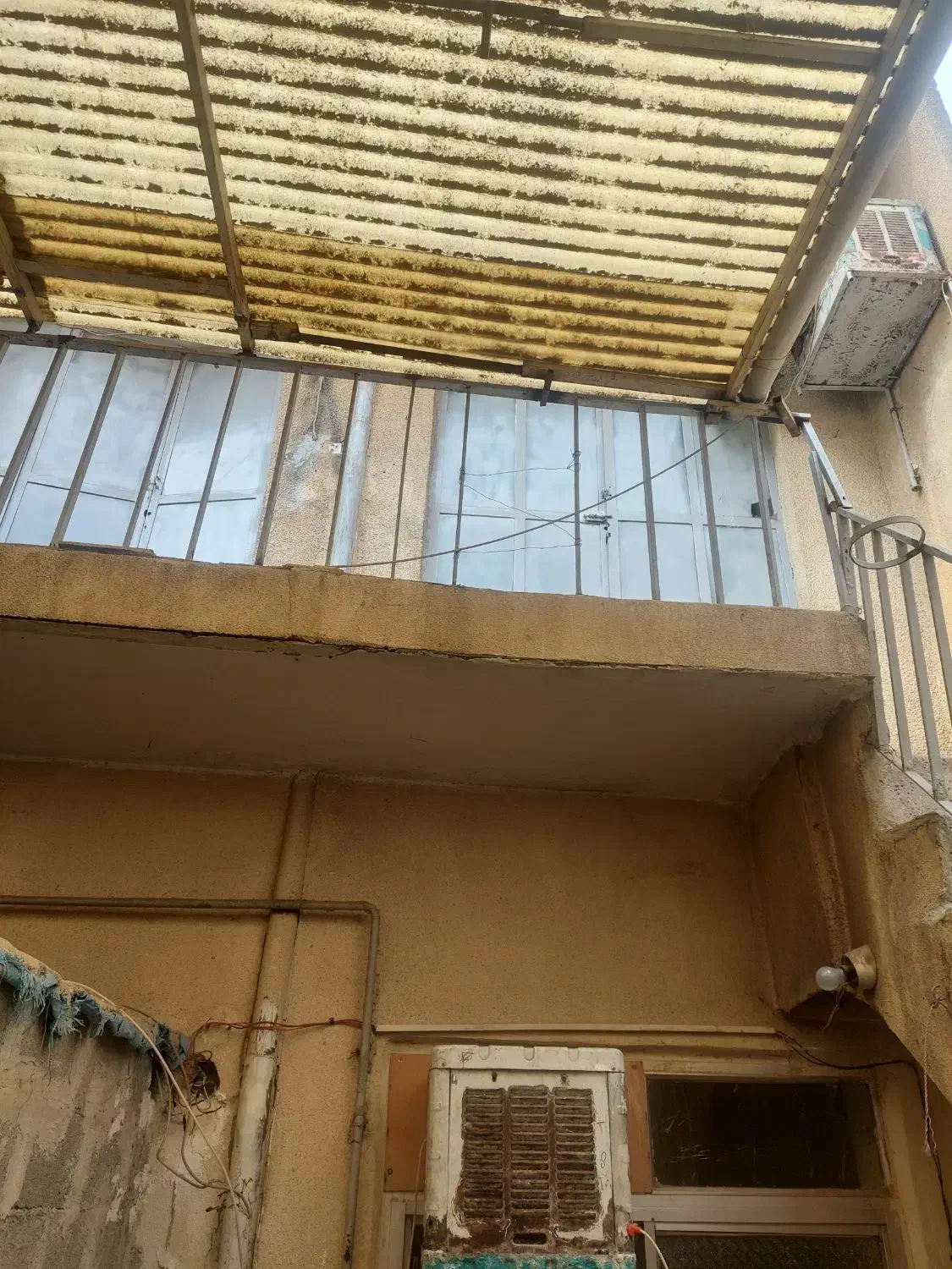 خانه دربستی تخلیه رهن کامل در خ تفرشی