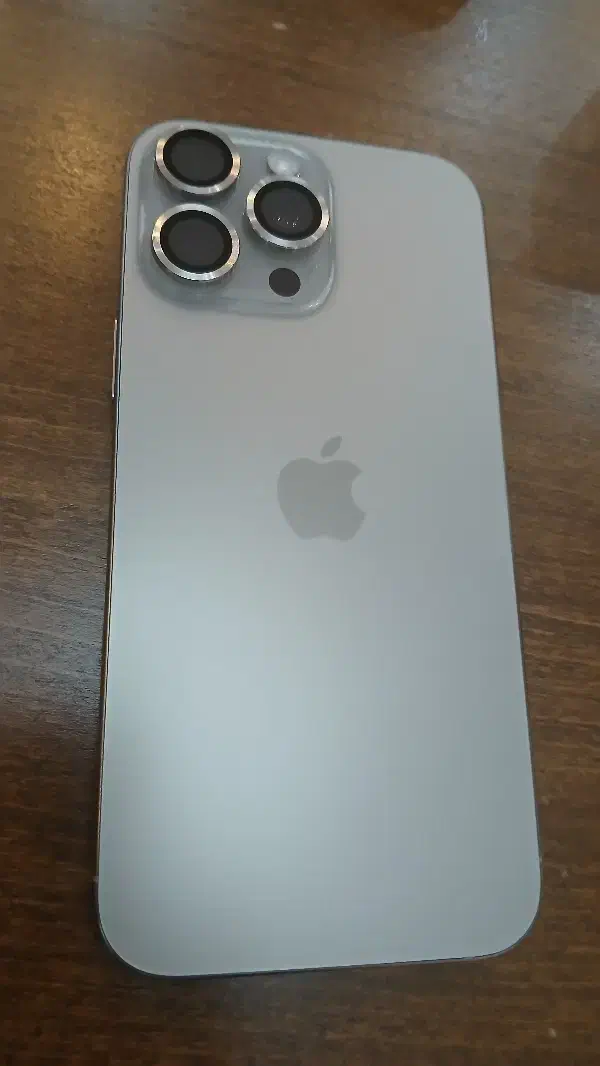 ایفن ۱۶ پرومکس ۲۵۶ ریجستر شده|موبایل|فولادشهر, مسکن مهر فولادشهر|دیوار