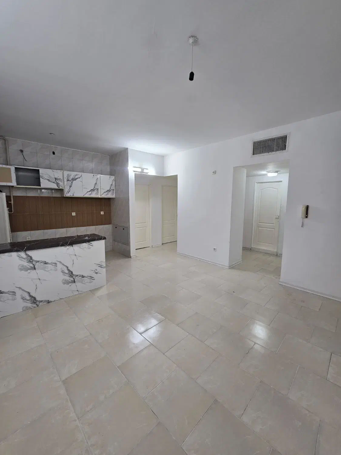 اجاره آپارتمان دوخوابه طبقه اول فاز1 مهرگان|اجارهٔ آپارتمان|مشهد, شهرک مهرگان|دیوار