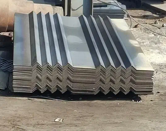 خمکاری و نصب فلاشینگ و جوشکاری قطعه|خدمات پیشه و مهارت|ری, بازار آهن|دیوار