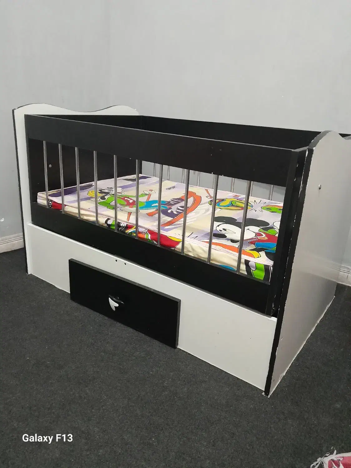 تختخواب چوبی گهواره ای|تخت و سرویس خواب|تربت‌حیدریه, یحیی آباد|دیوار