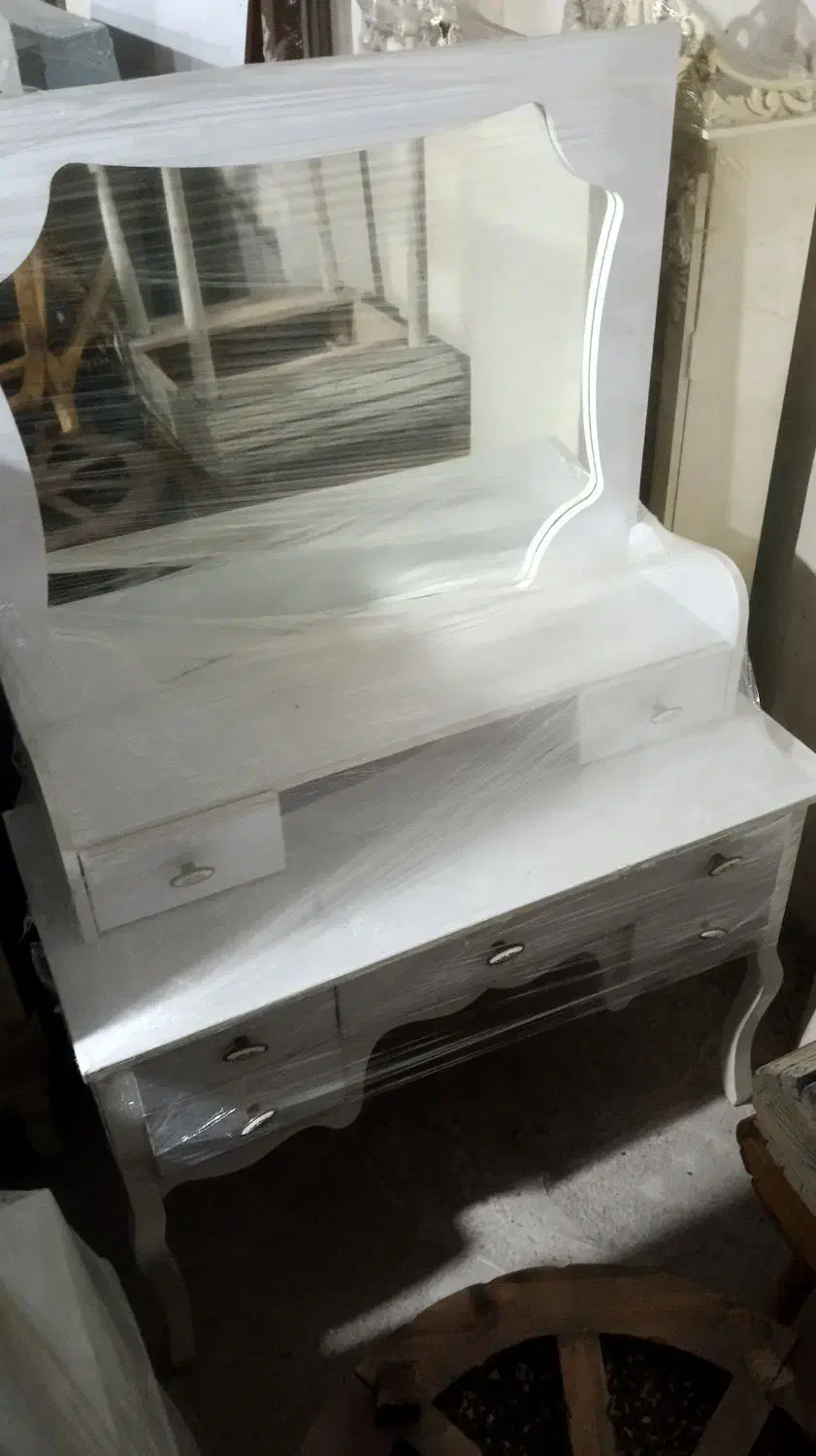 میز ارایش میز کنسول با ایینه|بوفه، ویترین، کنسول|لاهیجان, لیالستان|دیوار