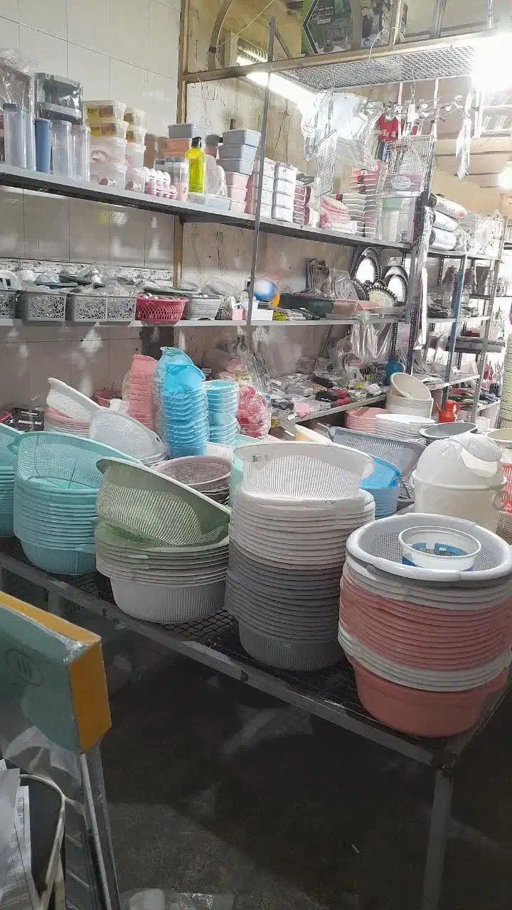 فروش مقداری وسیله عمده پلاسکو|ظروف نگهدارنده، پلاستیکی، یکبارمصرف|خمینیشهر, |دیوار