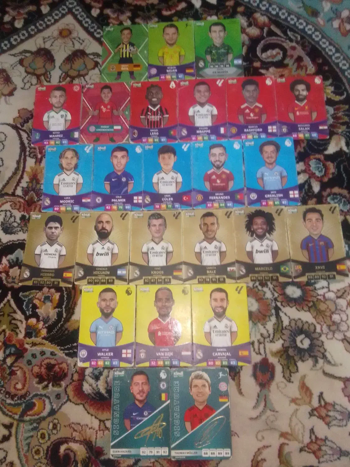 کیمدی|اسباب‌‌بازی|سرخس, |دیوار