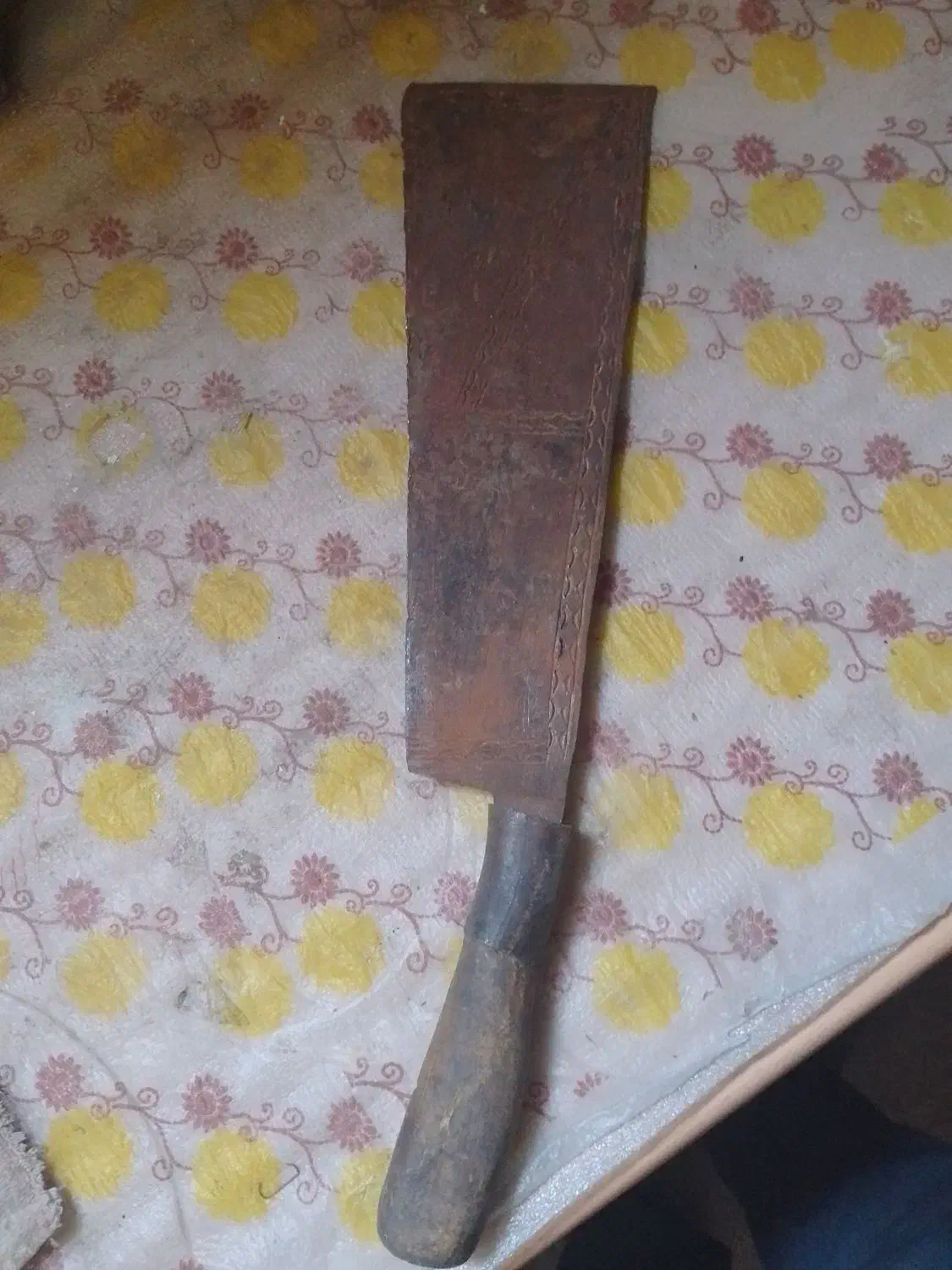 ساطور قاجاری|کلکسیون اشیاء عتیقه|سمنان, |دیوار