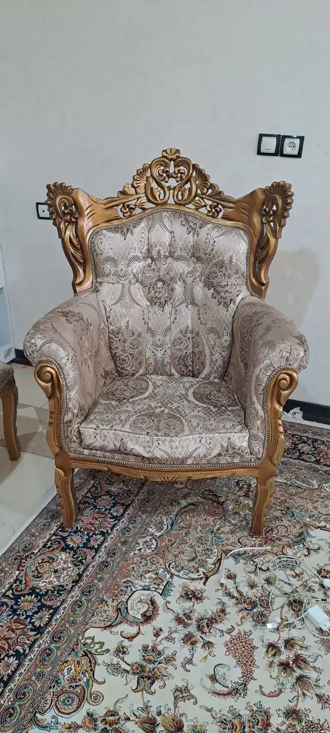 مبل سلطنتی ۹نفره|مبلمان خانگی و میز عسلی|فسا, |دیوار