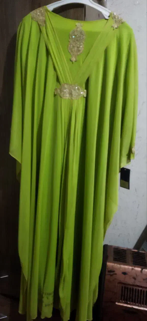 تعدادی لباس نو|لباس|اصفهان, زهران|دیوار