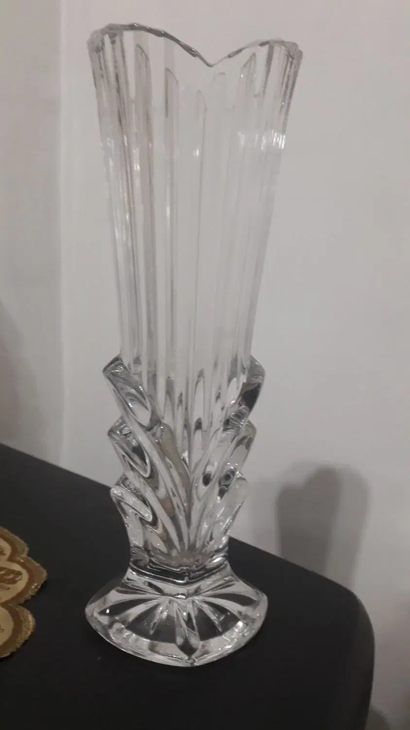 گلدان کریستال|ظروف سرو و پذیرایی|رشت, فلسطین|دیوار