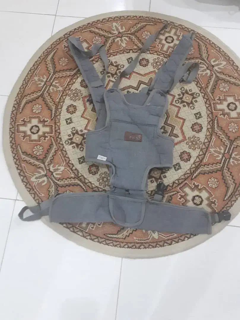 آغوشی|اسباب و اثاث بچه|ارومیه, |دیوار