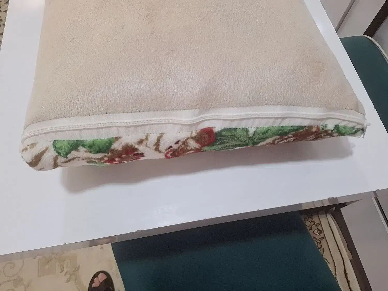 رو بالش نونو|رختخواب، بالش، پتو|ایذه, |دیوار