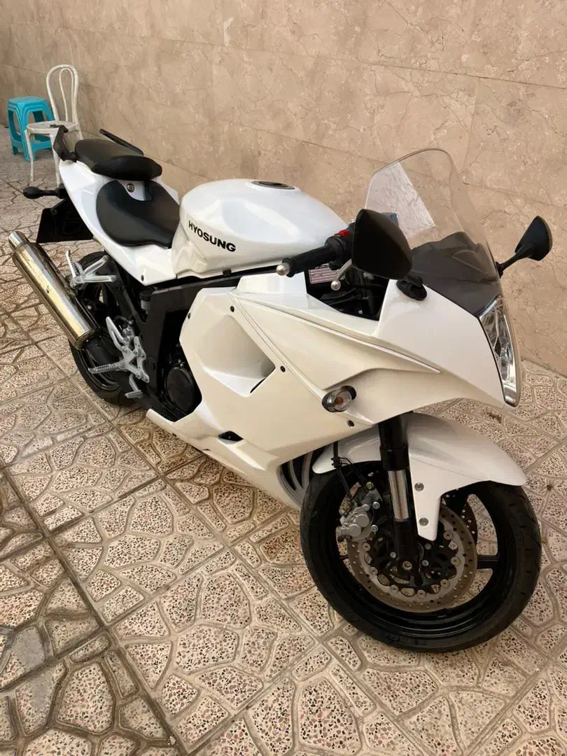 هیوسانگ ریس سفید خشک مدل ۹۸|موتورسیکلت|تهران, جنتآباد شمالی|دیوار
