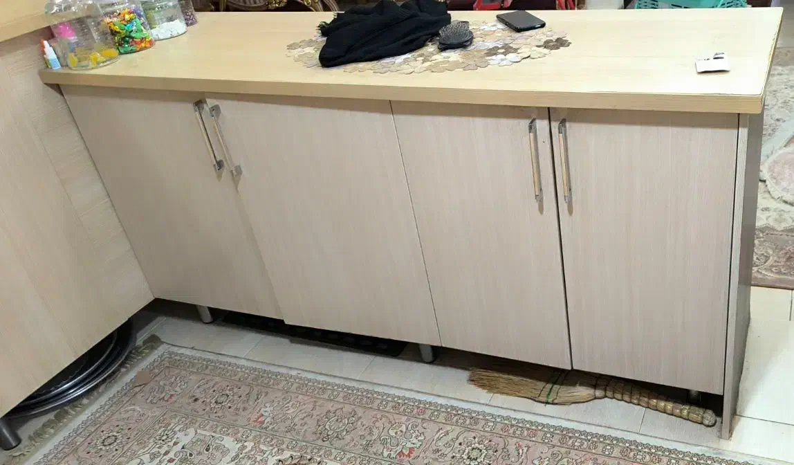 کابینت دست دوم|آب‌چکان و نظم‌دهنده ظروف|صدرا-فارس, فاز ۱|دیوار