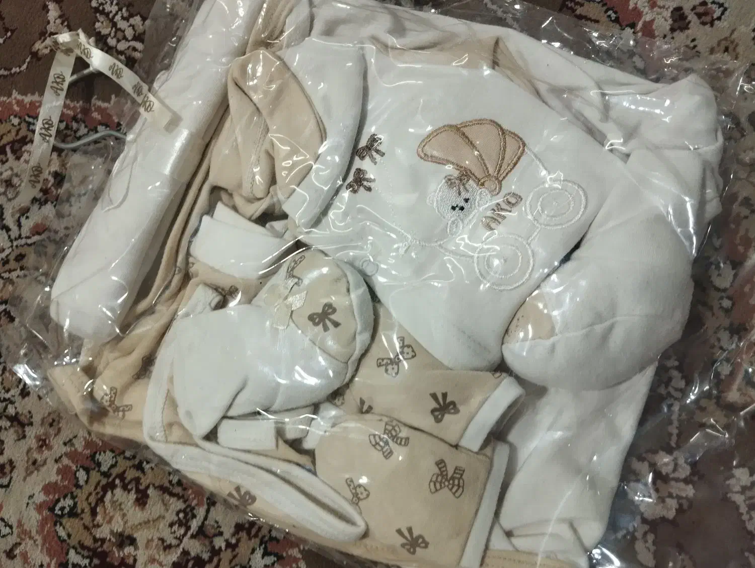 لباس نوزاد|کفش و لباس بچه|مشهد, امیر آباد|دیوار