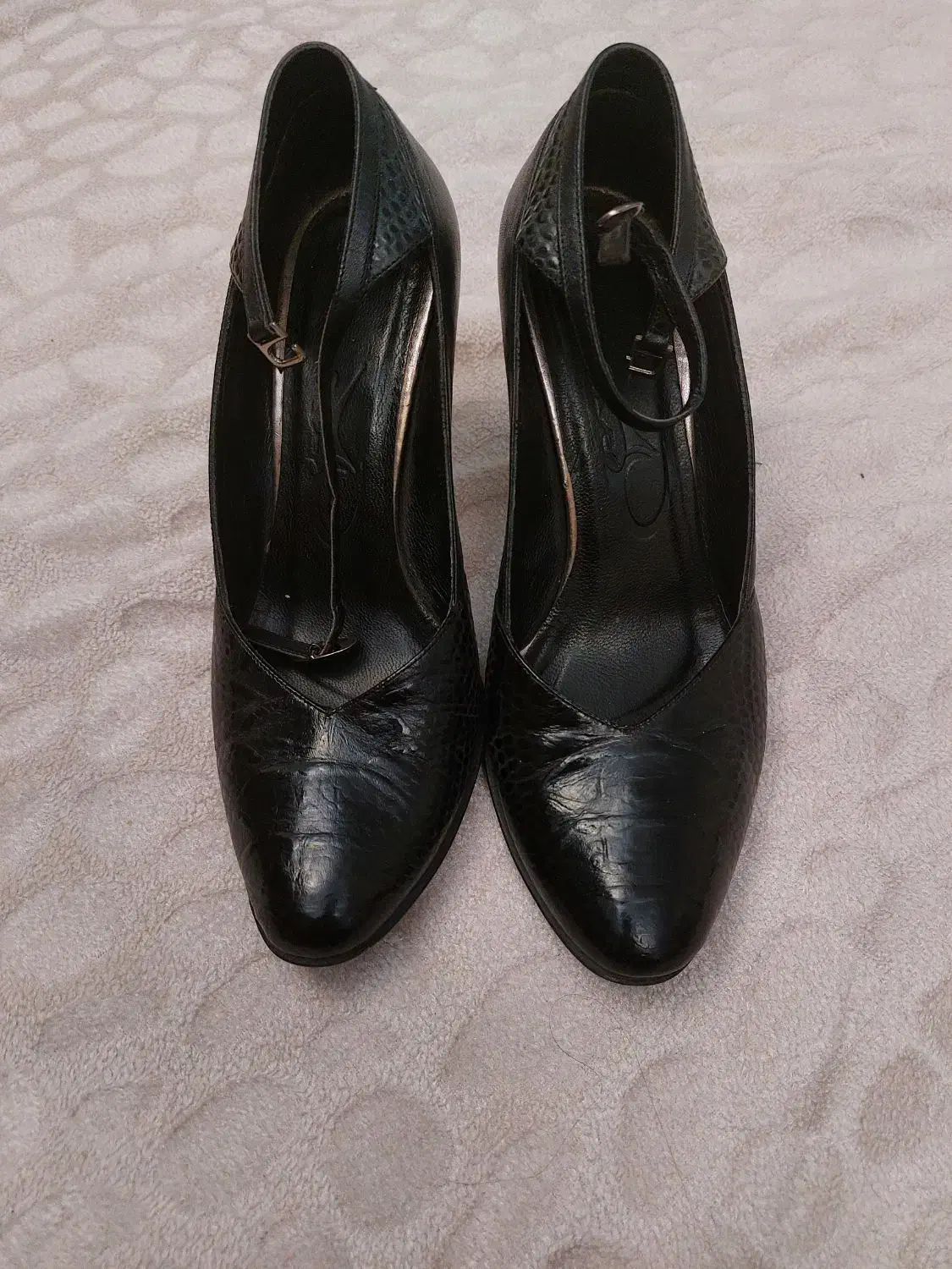 کفش تمام چرم|کیف، کفش، کمربند|اردبیل, |دیوار