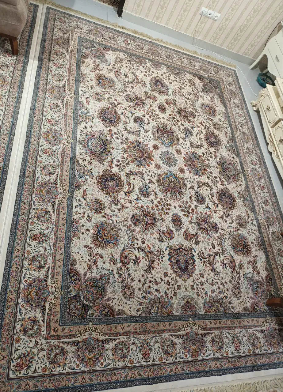 فرش ۹ متری ۱۰۰۰ شانه طرح دستباف گونه|فرش|کرمانشاه, |دیوار