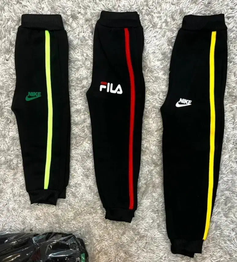 استخدام بیرون بر تریکو بچگانه|استخدام صنعتی، فنی، مهندسی|مشهد, عنصری|دیوار