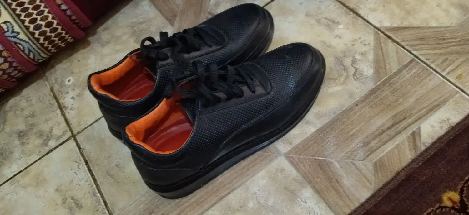 کفش کتونی و طبی نیم بوت|کیف، کفش، کمربند|رودهن, |دیوار