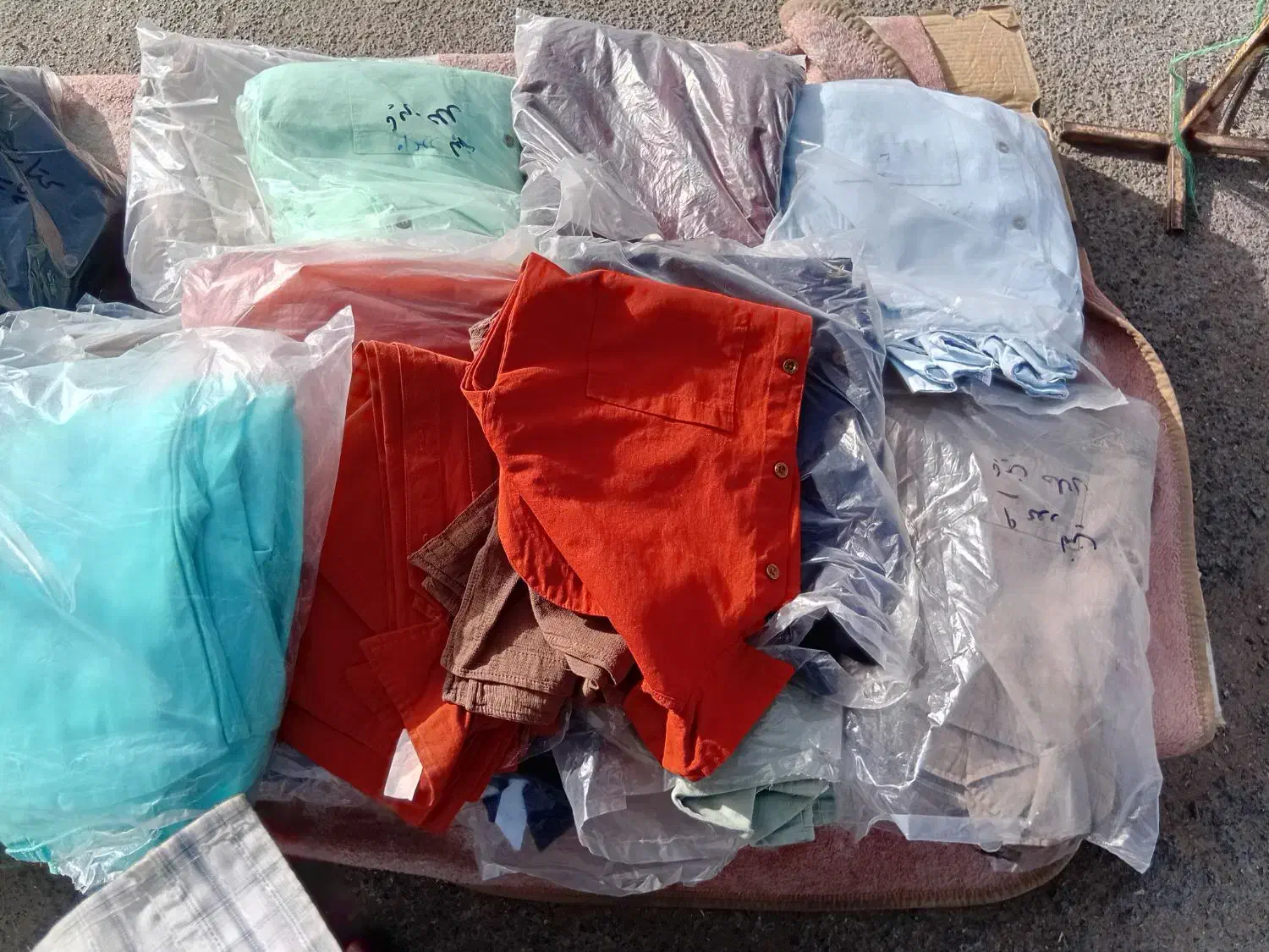 فروشنده نیازمندیم|استخدام بازاریابی و فروش|قائن, |دیوار