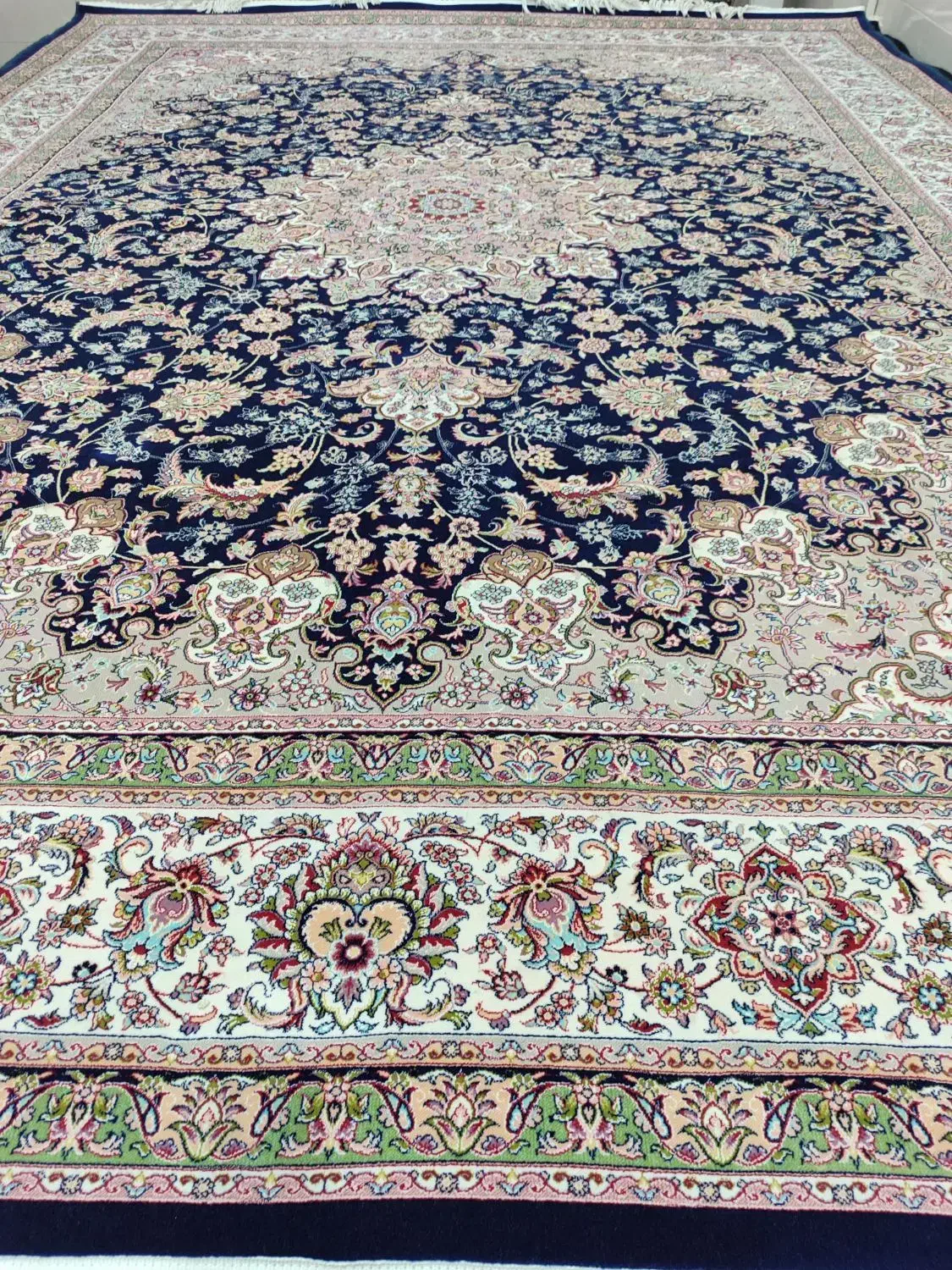 فرش ماشینی دست دوم درحدنو|فرش|طبس, |دیوار