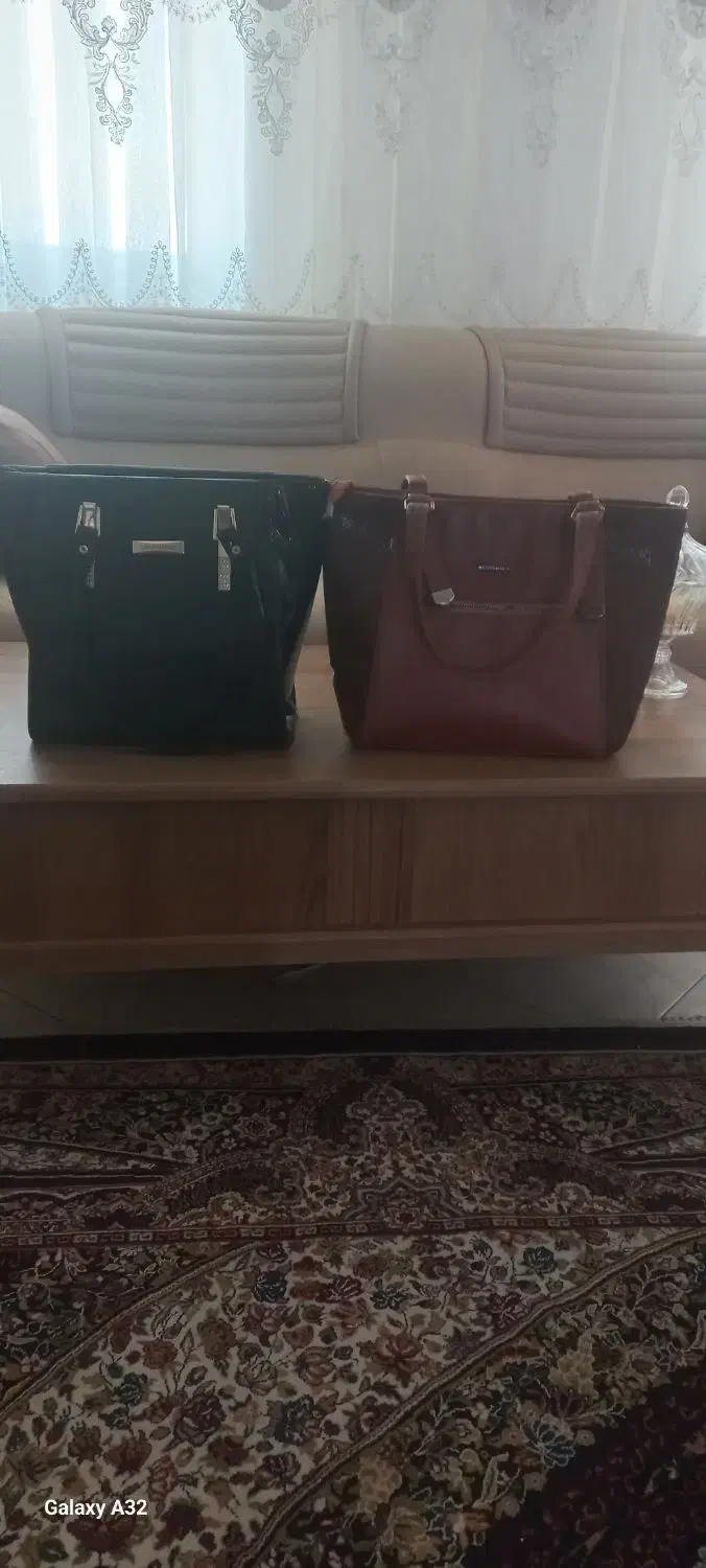 دو عدد کیف زنانه سالم|کیف، کفش، کمربند|پردیس, فاز ۴|دیوار