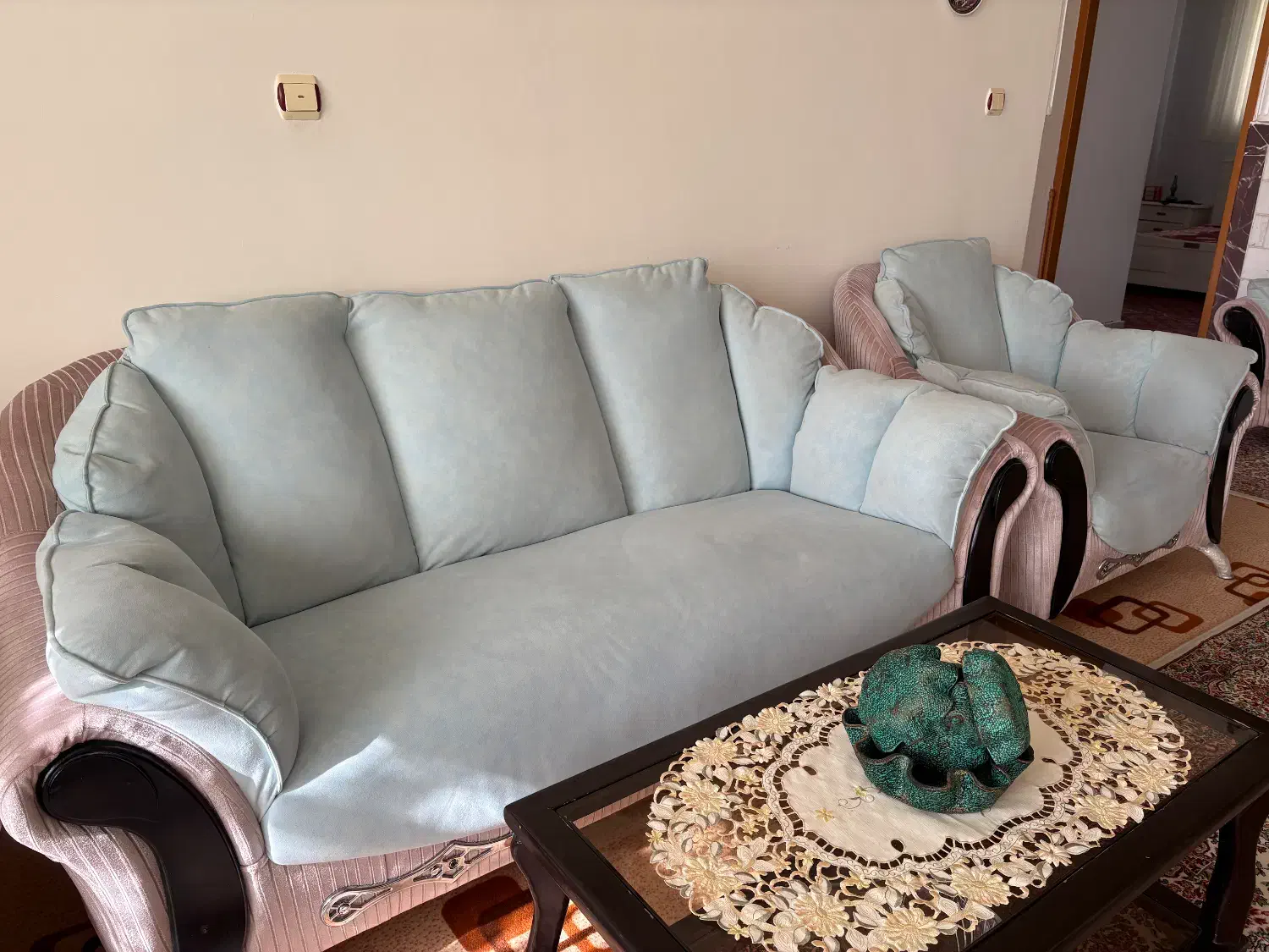 فروش مبل کلاسیک نو|مبلمان خانگی و میز عسلی|سنندج, |دیوار