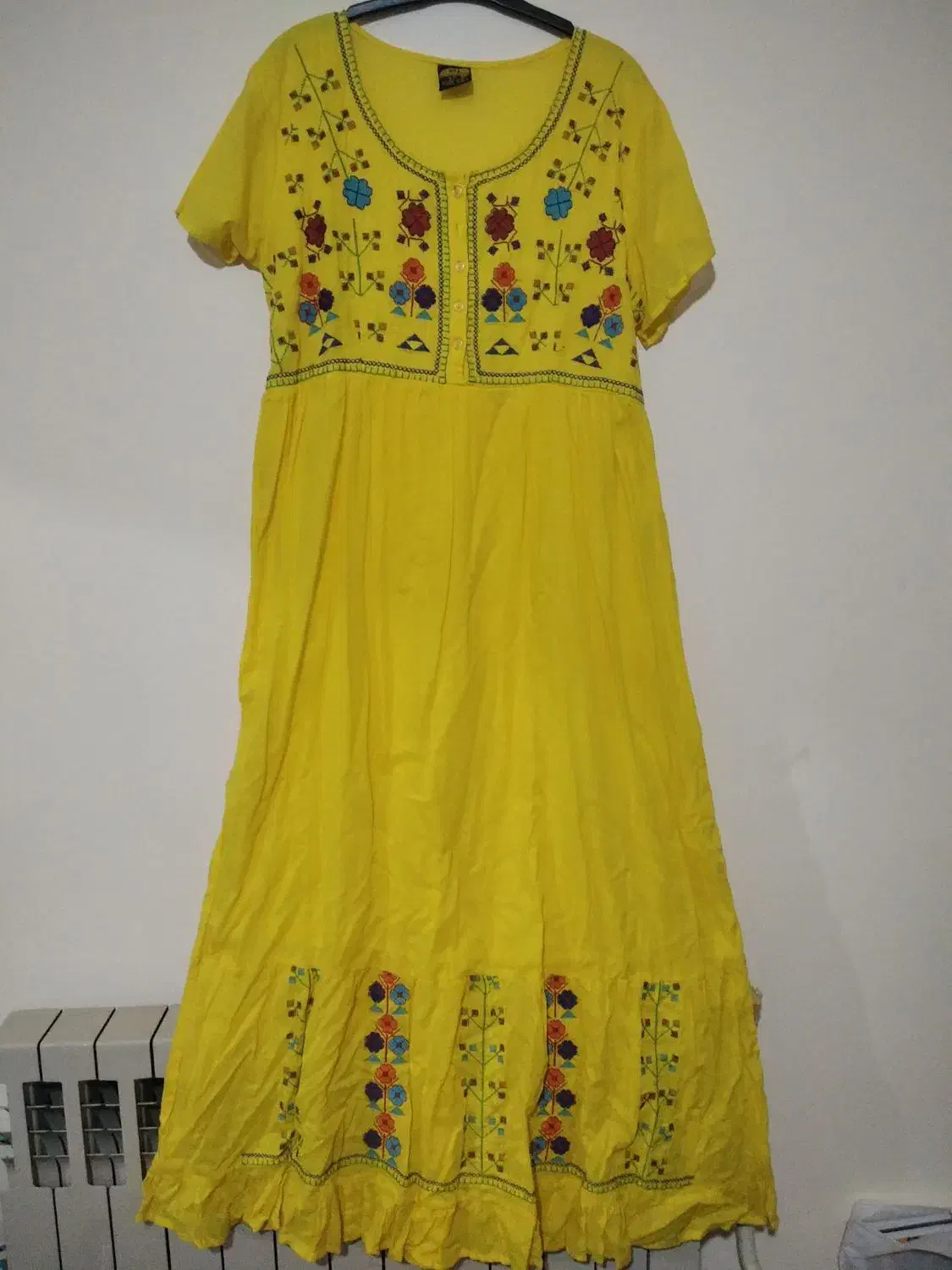 پیراهن زنانه ، شلوار جین و شال و روسری|لباس|آمل, |دیوار