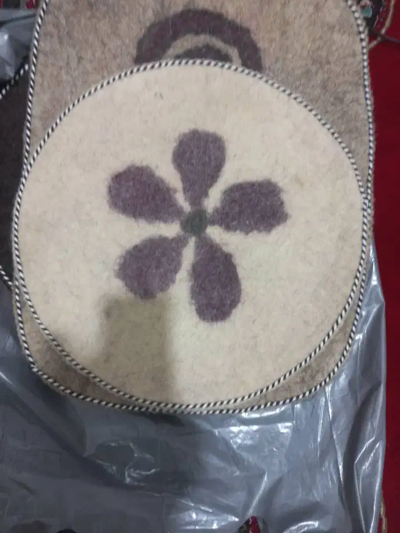 رومبلی، پادری نمدی|گلیم، جاجیم، گبه|صدرا-فارس, فاز ۱|دیوار