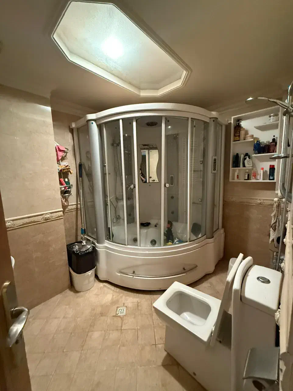 آپارتمان ۱۸۰ متری هروی(ساقدوش)تاپ لوکیشن