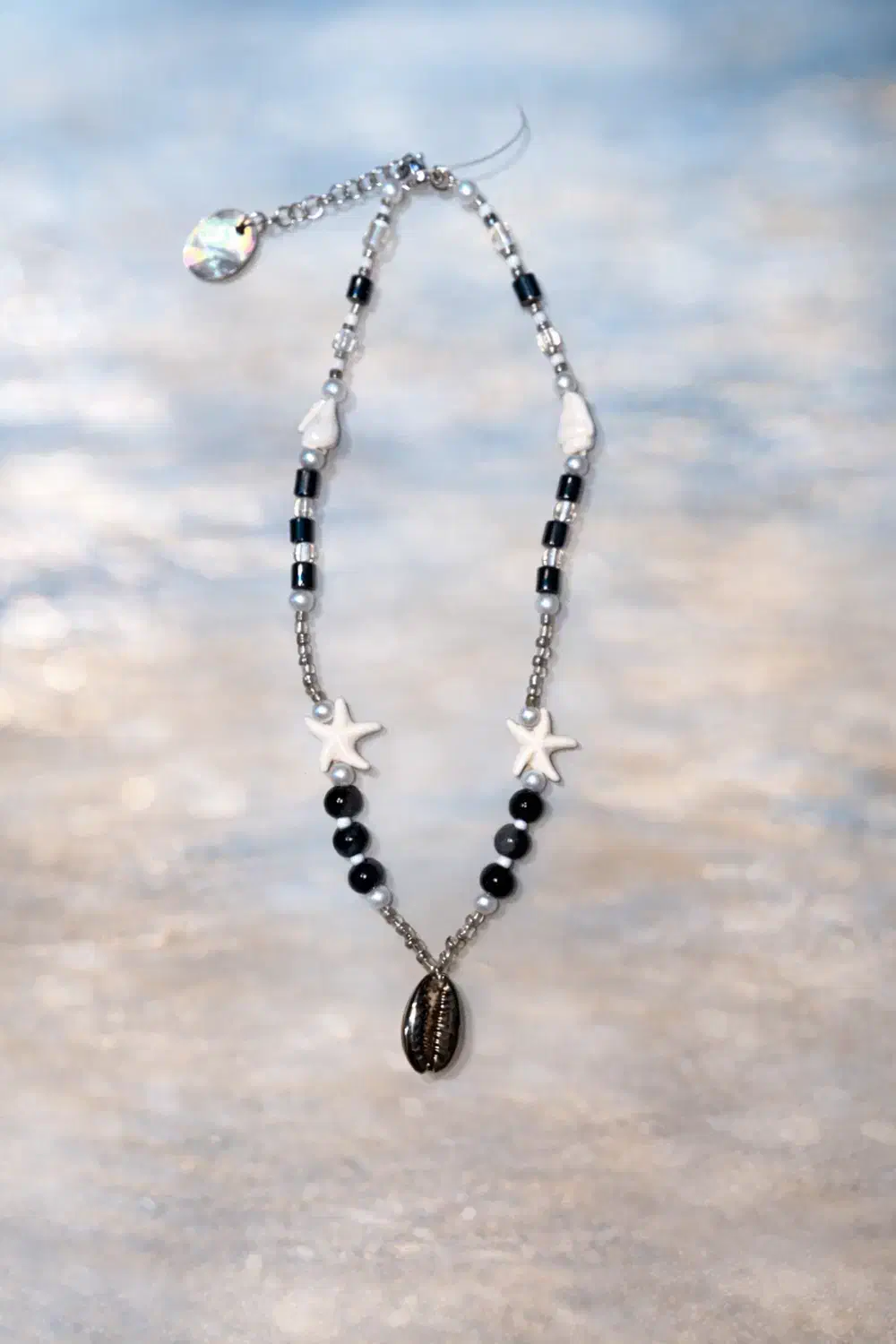 گردنبند|بدلیجات|شاهینشهر, نظامی|دیوار